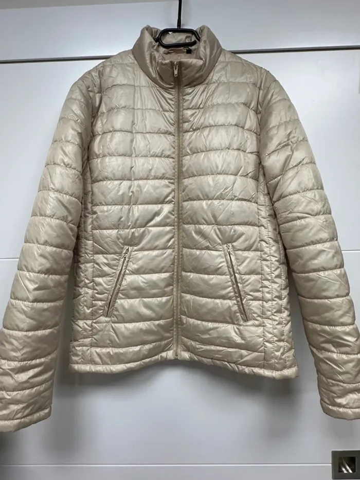 Doudoune légère beige