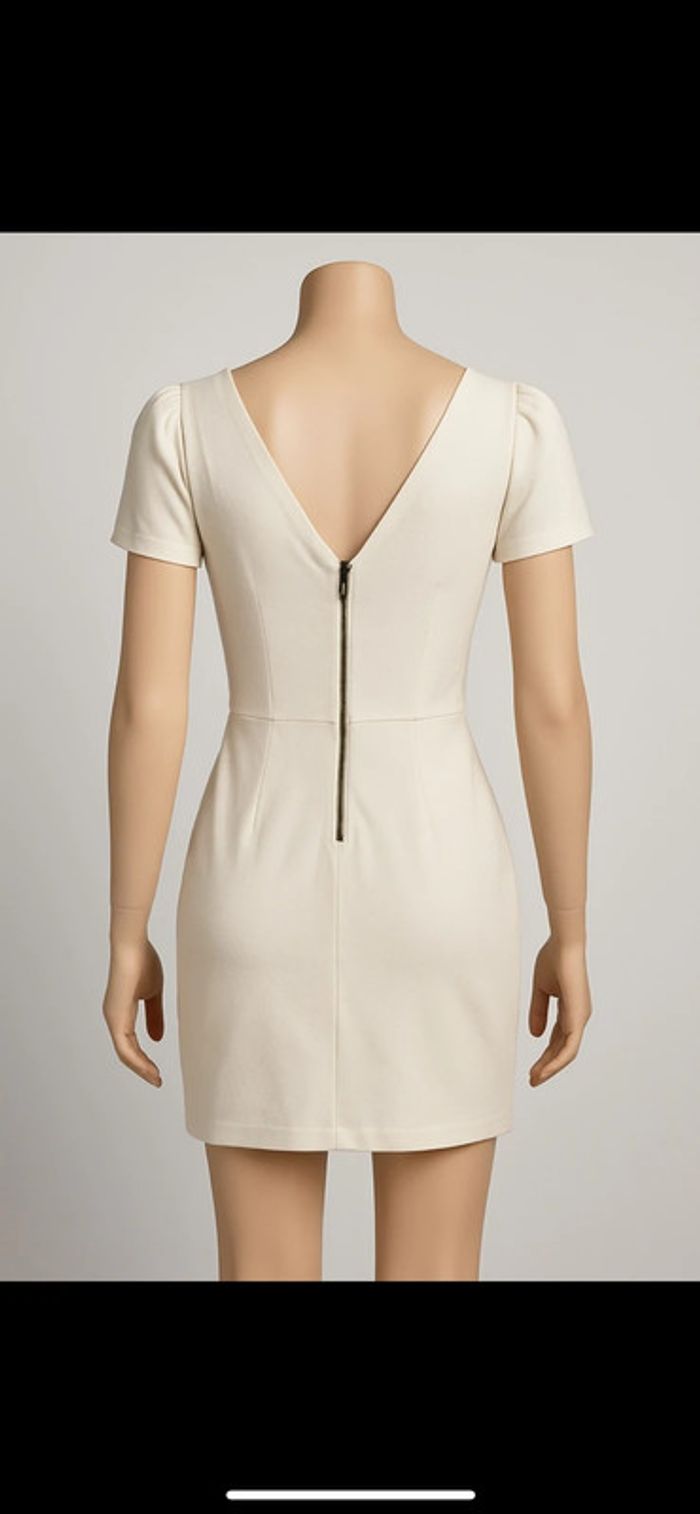 Robe classe blanche taille M - photo numéro 2