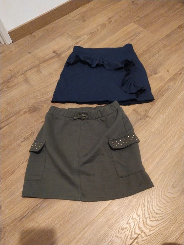 lot 2 jupes orchestra 10 ans