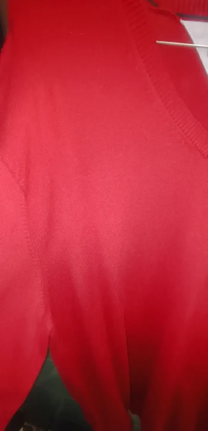 Pull-over rouge col v Tommy Hilfiger - photo numéro 4