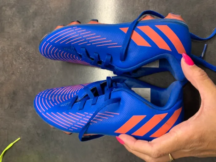 Basket crampons de foot adidas predator taille 34 - photo numéro 6