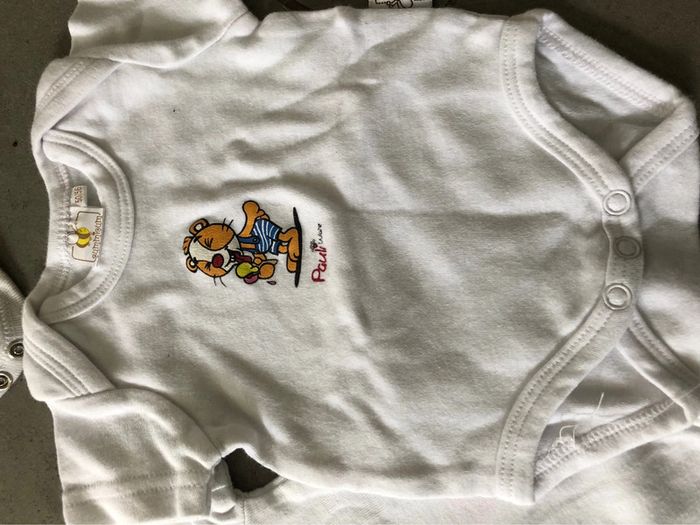 Lot 9 bodys manches courtes 1 mois - photo numéro 4