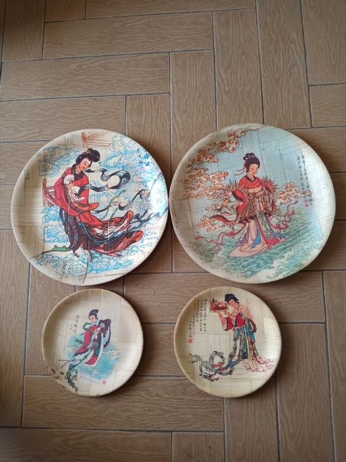 Lot de 4 assiettes en bambous décor chinois