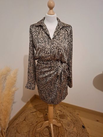 Robe portefeuille chic à motifs neuve Morgan taille S 36