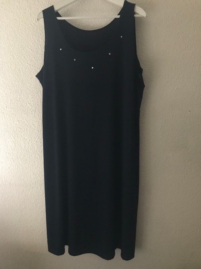 Robe bleu marine beau tomber