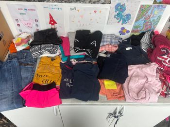 Lot 27 vêtements fille 14 ans complet pantalon robes chemise veste haut gilet pull