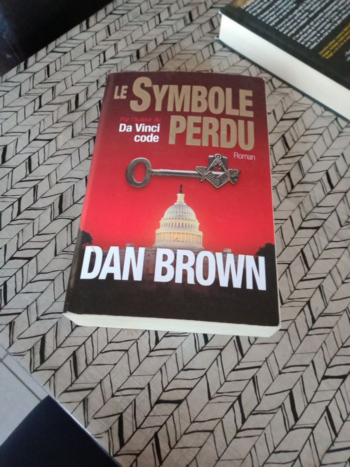 Roman : " Le Symbole Perdu " de Dan Brown.
