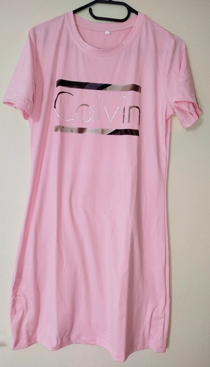 Robe T-shirt Calvin