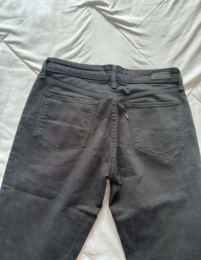 Jean levi’s noir demi curve slim femme mi taille / taille basse taille S/36 L32 - photo numéro 13