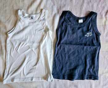 Maillots  de corps  petit bateau /absorba 10ans