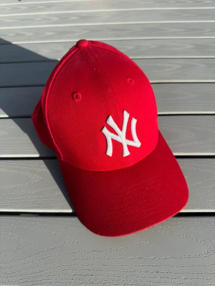 Casquette New Era Rouge