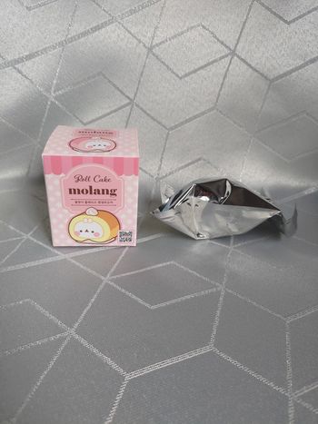 Blind Box Molang Édition Roll Cake - Corée du Sud