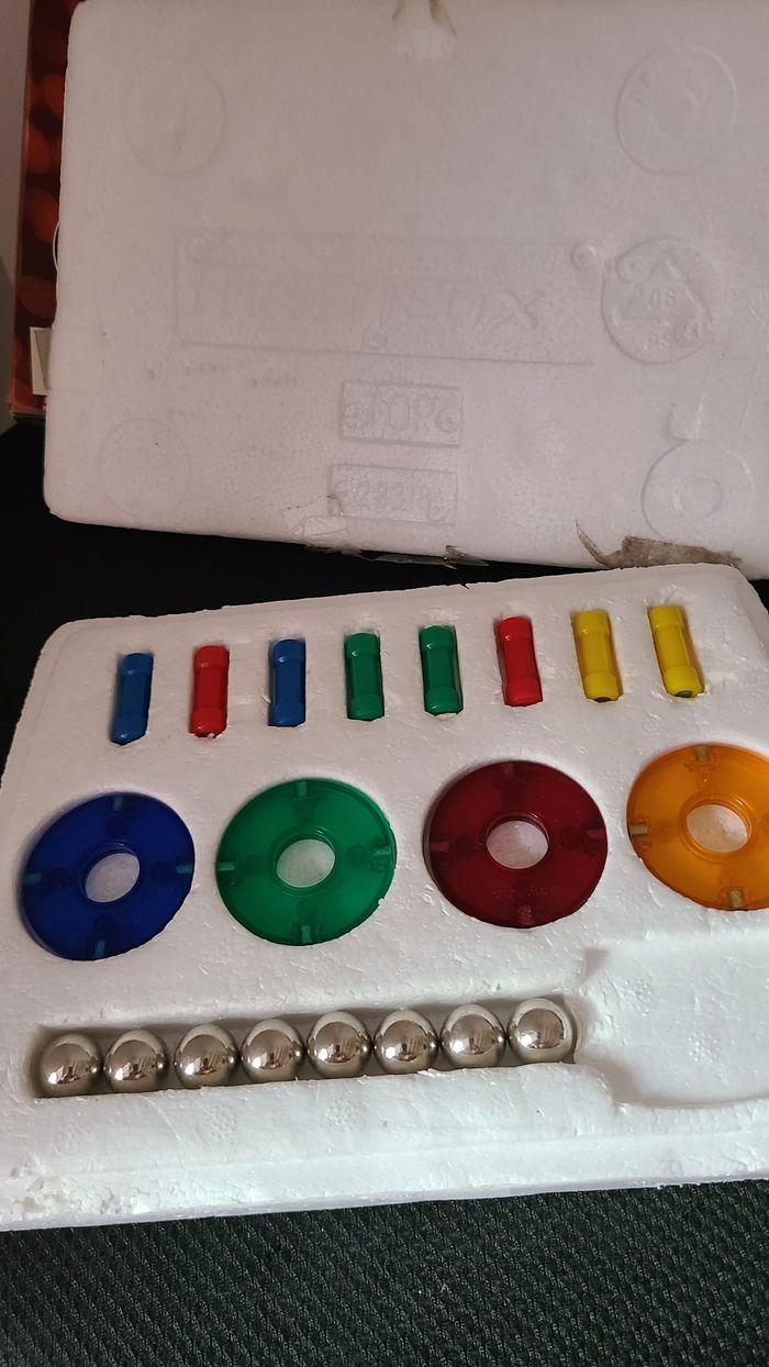 Jeu de construction magnetix 60 pièces Magnetix Special parts manque 1 ^pièce - photo numéro 5