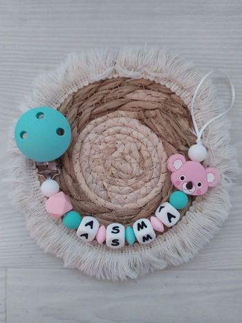 Attache tétine personnalisée