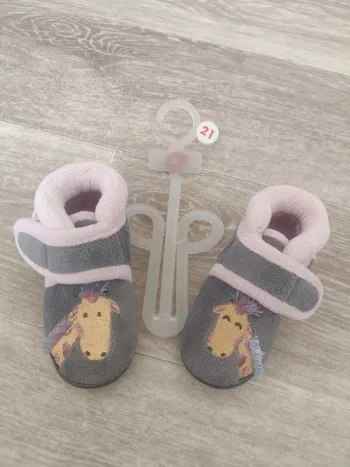 Chaussons isotoner p21