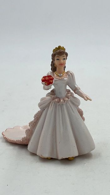 Figurine Princesse avec bouquet Iso-Sel 2006 9 cm