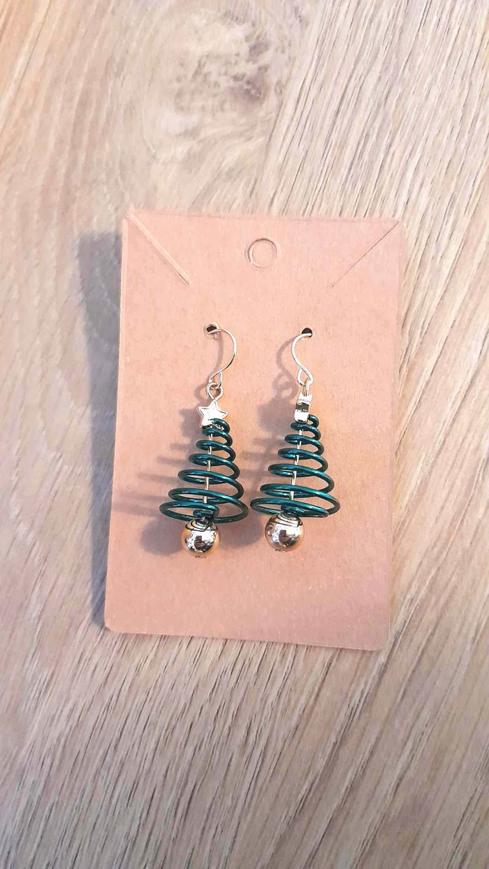 Bijoux Noël | Boucles d’Oreilles Sapin Vert – Neuf - photo numéro 2