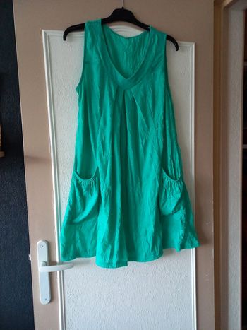 Robe de détente col en V