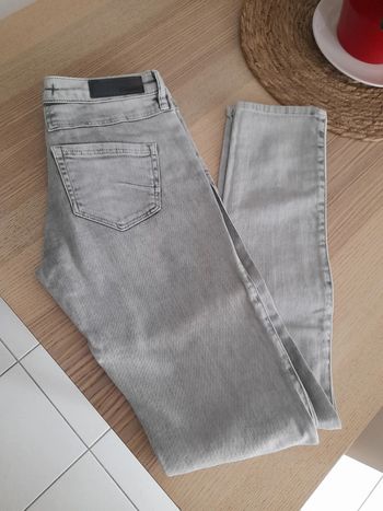 Joli jean gris clair Mexx taille 36