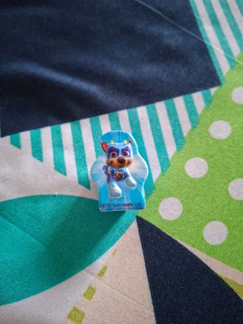 Figurine la pat patrouille Chase avec mini compartiment 