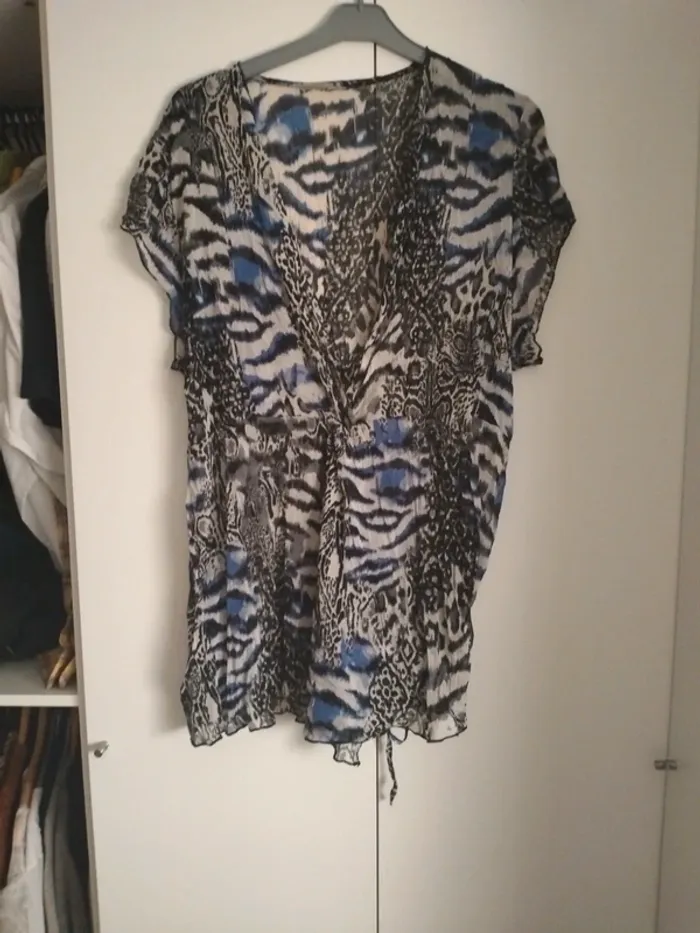 Blouse manches courtes en voile