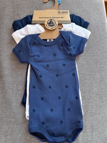 Lot de 3 bodies MC Petit Bateau 