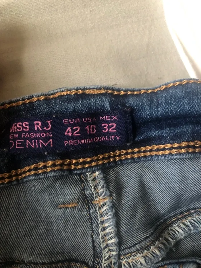 Jean femme 42 - photo numéro 6