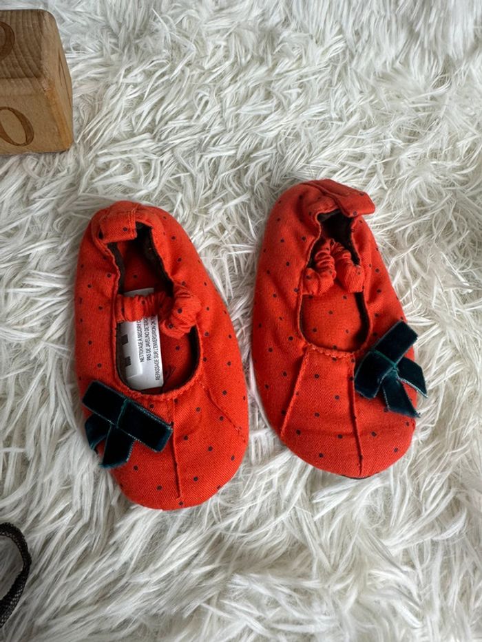 Paire de chaussures bébé taille 19 Georges & Rosalie - photo numéro 2