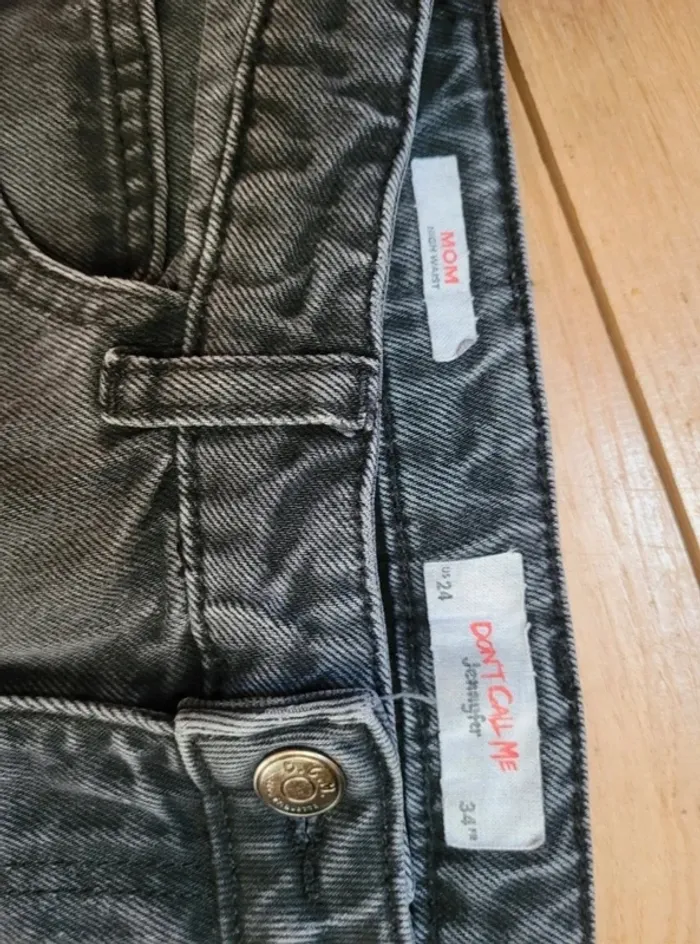 Jean noir taille 34 - photo numéro 3