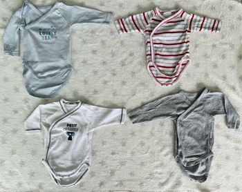 4 bodies manches longues garçon 1 mois