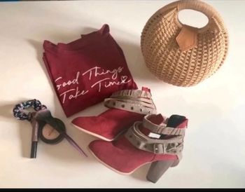 Bottines pour femme en très bon état taille 38 couleurs bordeaux