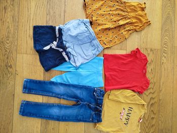 Lot de vêtements