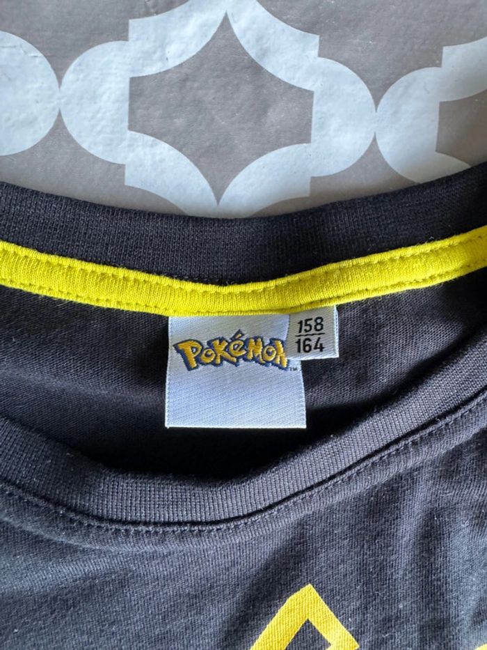 T shirt pokemon 12/14 ans - photo numéro 3