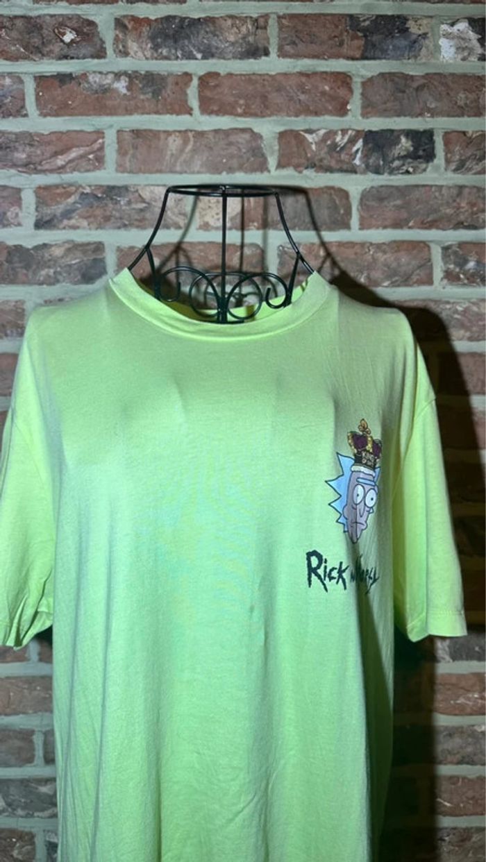 T-shirt vert Rick et Morty x Bershka Taille M / 38 - photo numéro 4