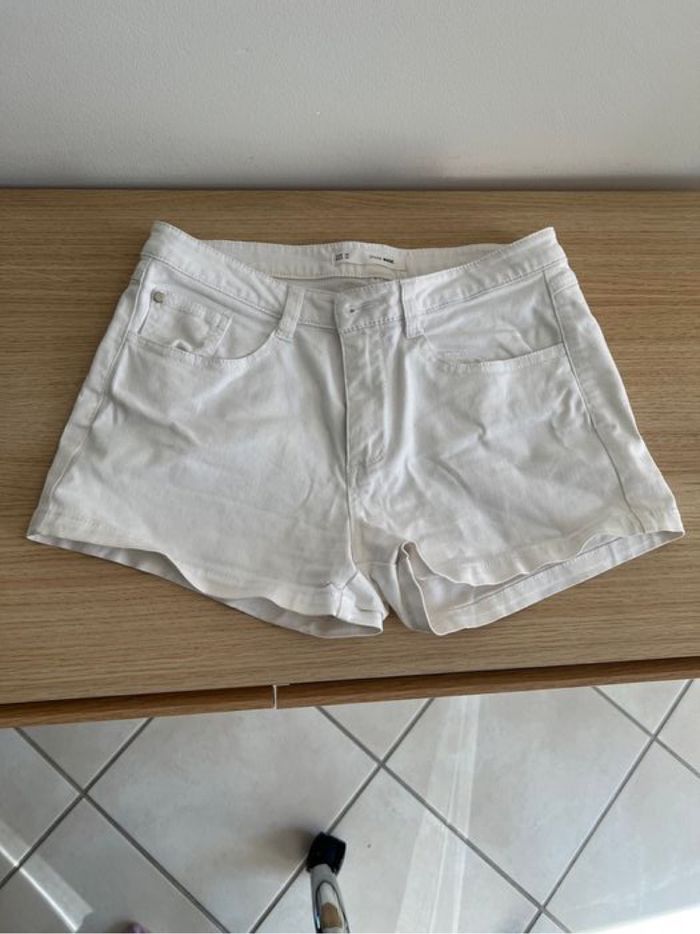Short blanc - photo numéro 2