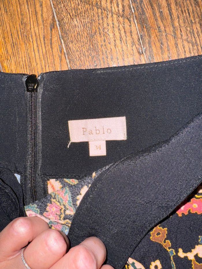 Jupe Pablo Taille 34 Valeur 135 euros - photo numéro 4