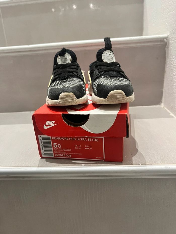 Nike - Huarache Run Ultra Noir Enfant - photo numéro 2