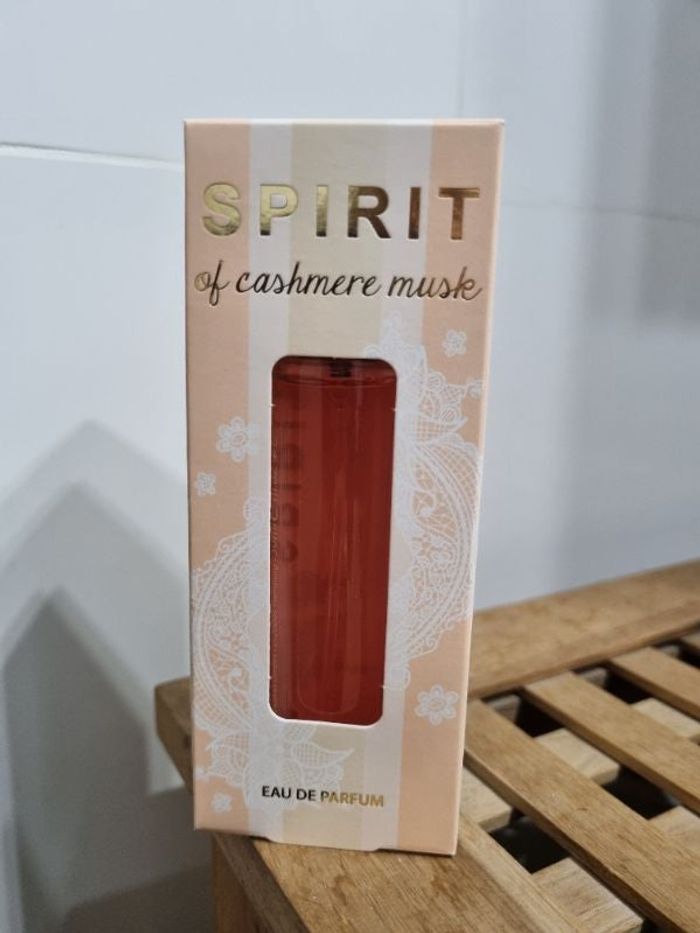 Parfum spirit of cashmere musk