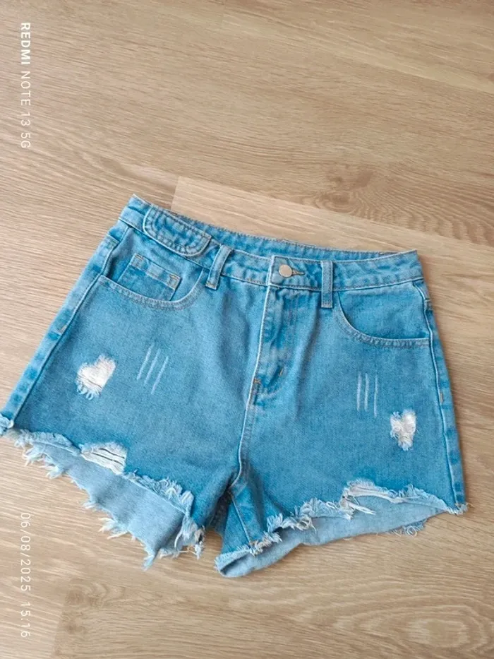 Magnifique short en jean shein taille 14 ans - photo numéro 2