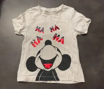 Lot T-Shirt manche courte . Taille 4 ans
