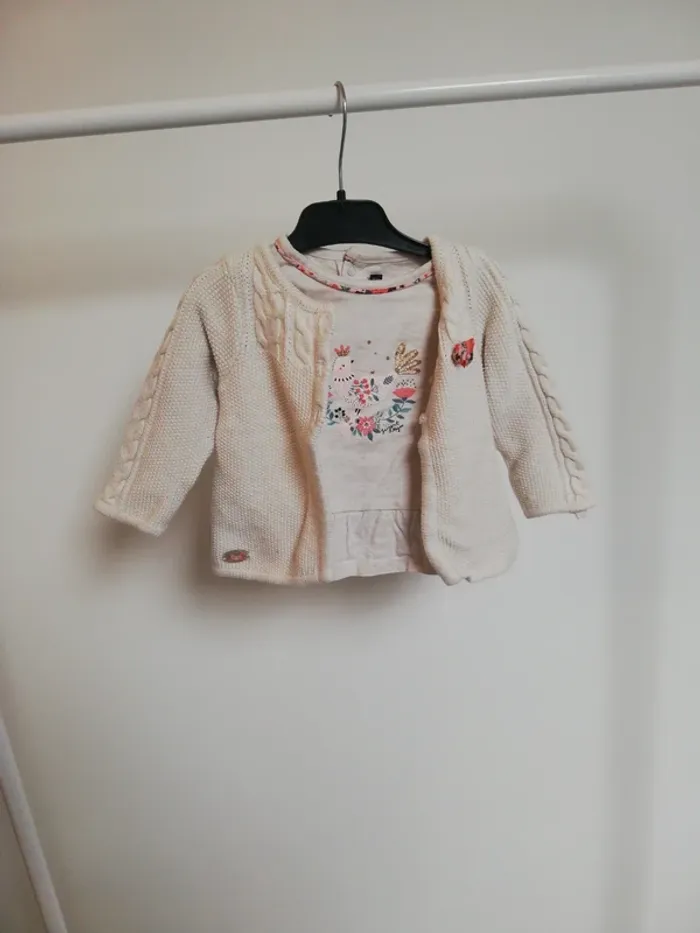 Gilet et T-shirt 9 mois 71cm Sergent Major