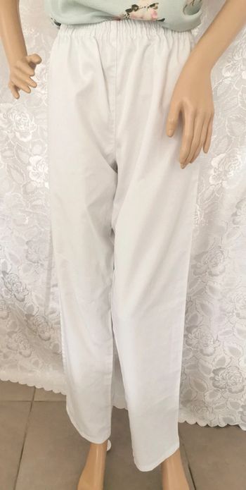 Pantalon blanc. Taille S. Lotus Blanc