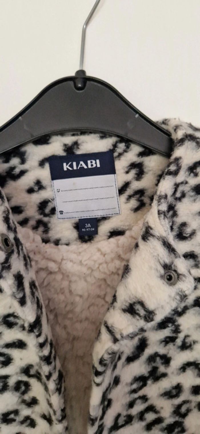 Manteau fausse fourrure fille 3 ans - photo numéro 2