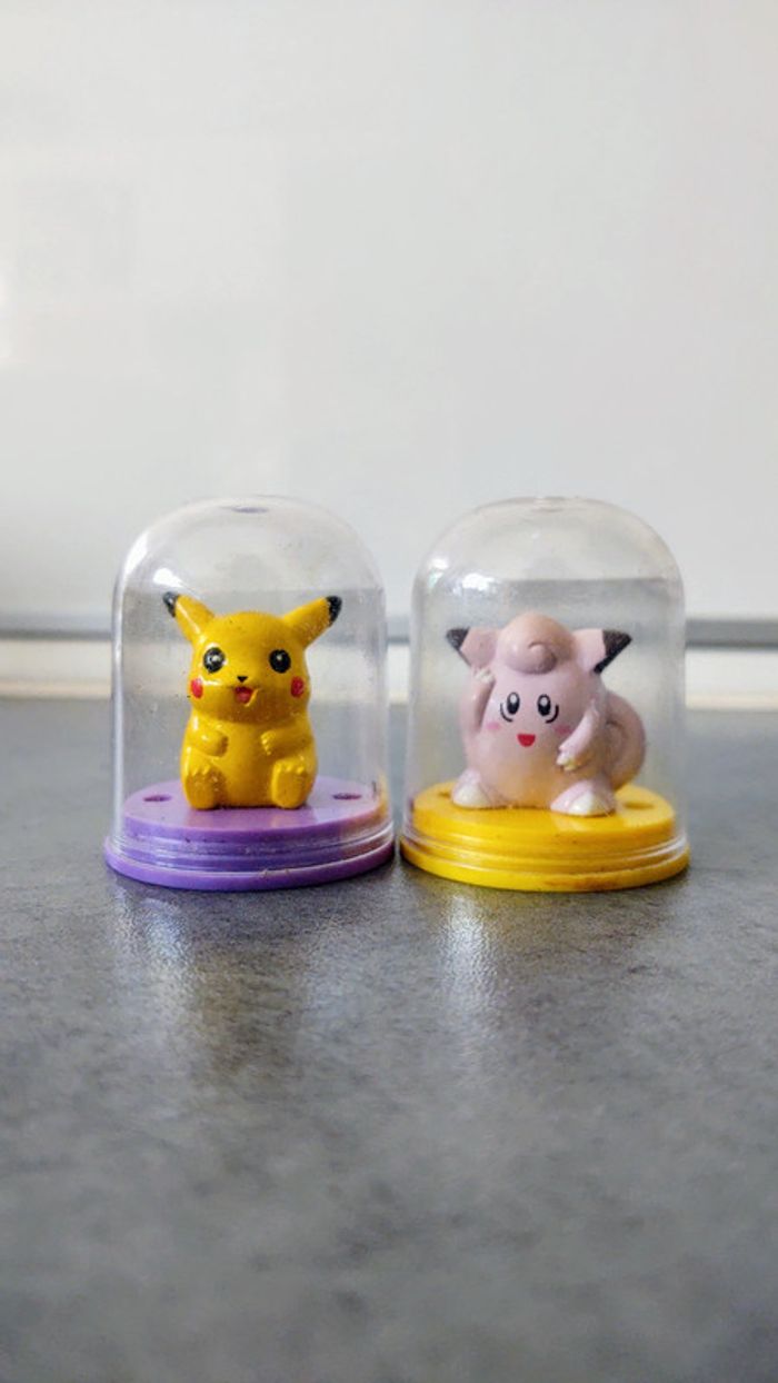 Lot figurines pokemon