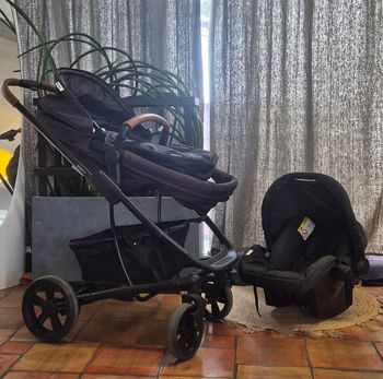 Poussette 3 en 1 pacific 4 HAUCK