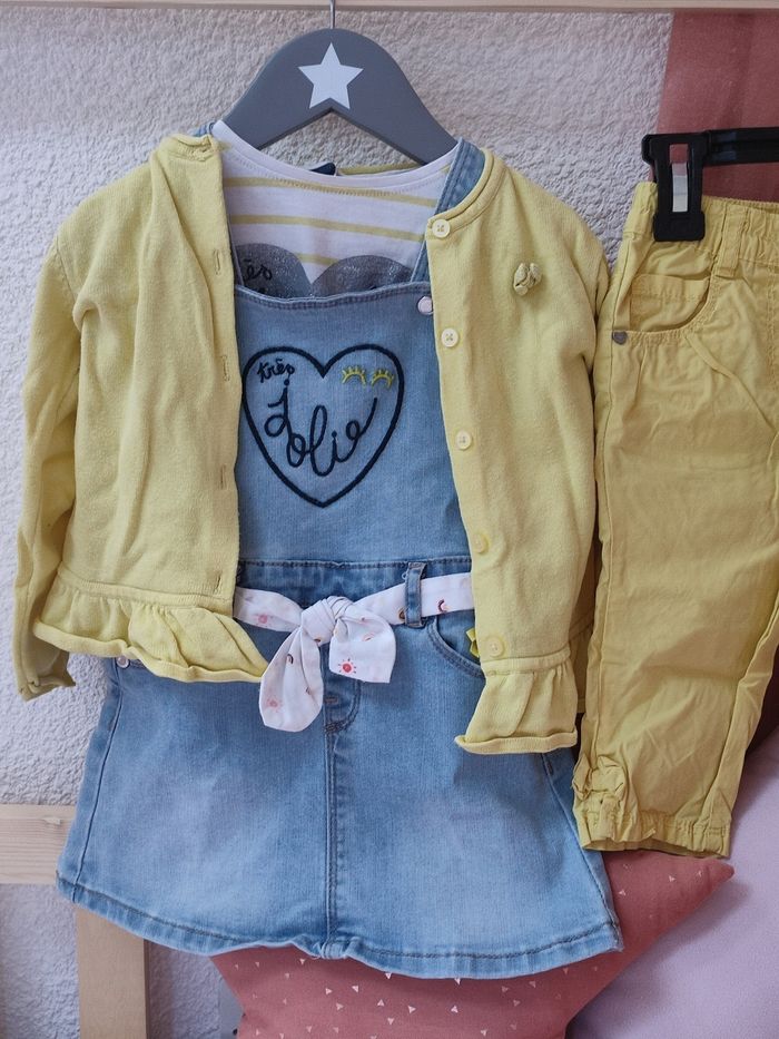 Lot de vêtements jaune pour fille - 24 mois - Très bon état - Orchestra/Gémo - photo numéro 2