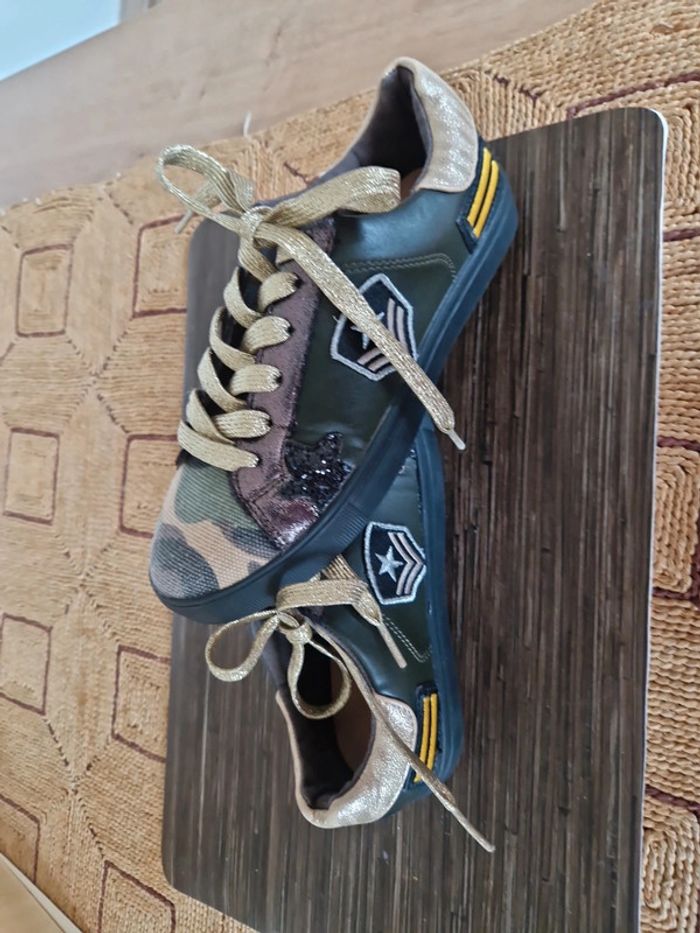 Baskets Texto - photo numéro 4