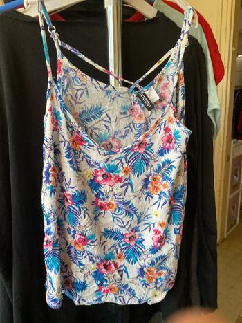 Débardeur, fleurs, taille 34