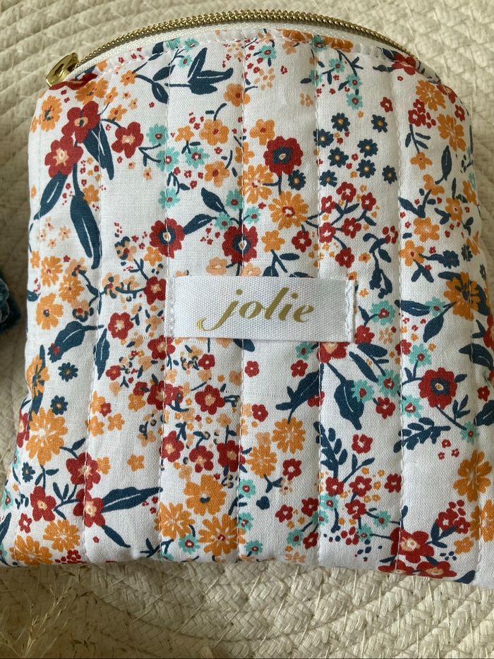 Lot de 5 lingettes démaquillantes avec pochette. - photo numéro 5