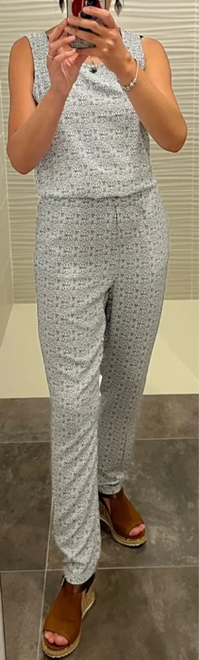 Combinaison pantalon Vero Moda - XS - neuve - photo numéro 2